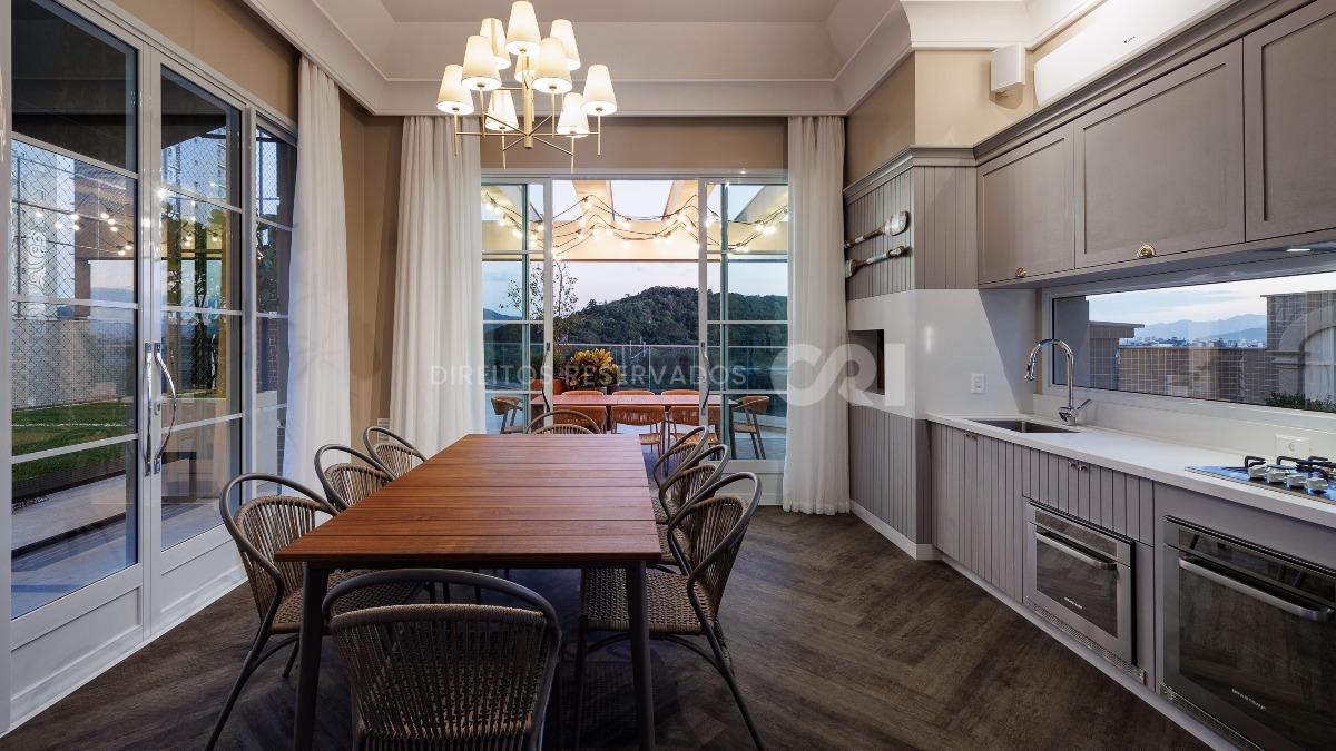 Aurora Exclusive Home