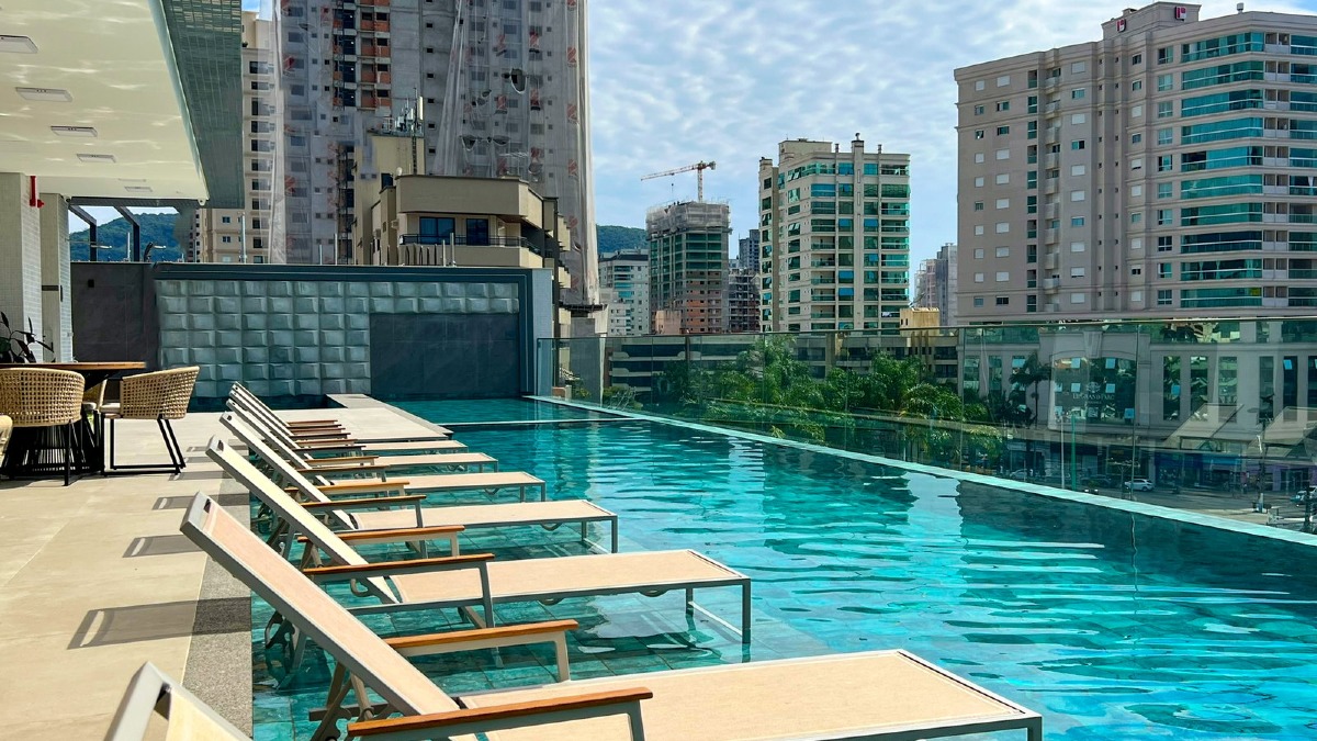 Grand Mirage