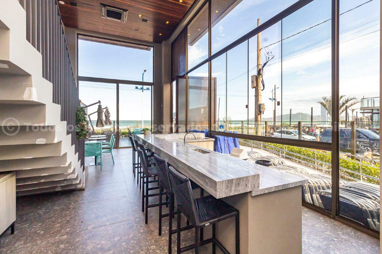 Amores da Brava Club House