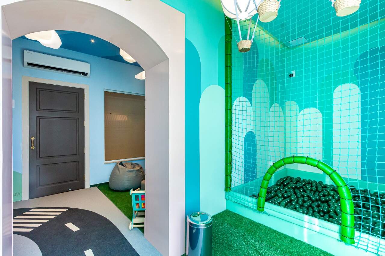 Aurora Exclusive Home