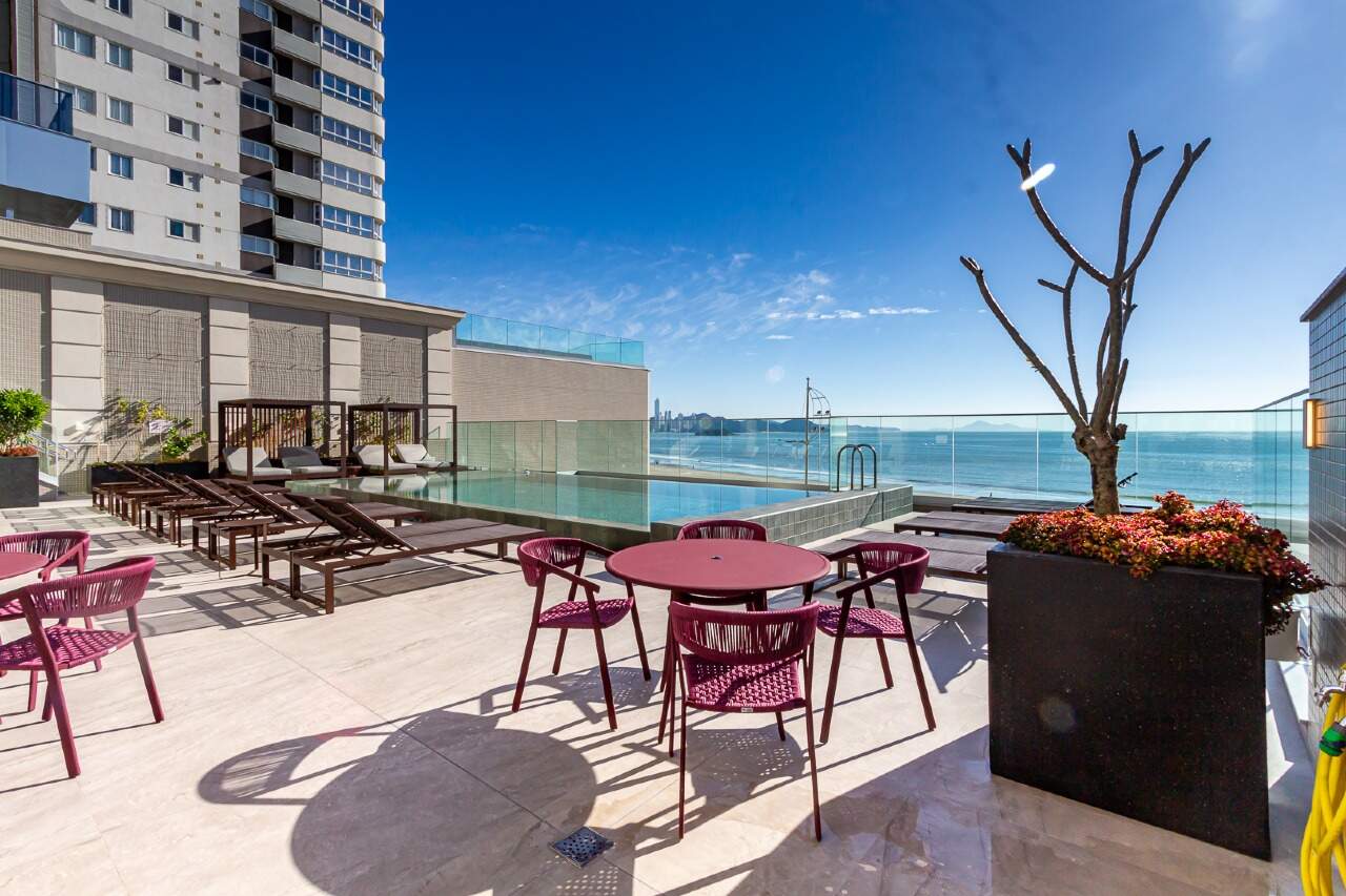 Aurora Exclusive Home