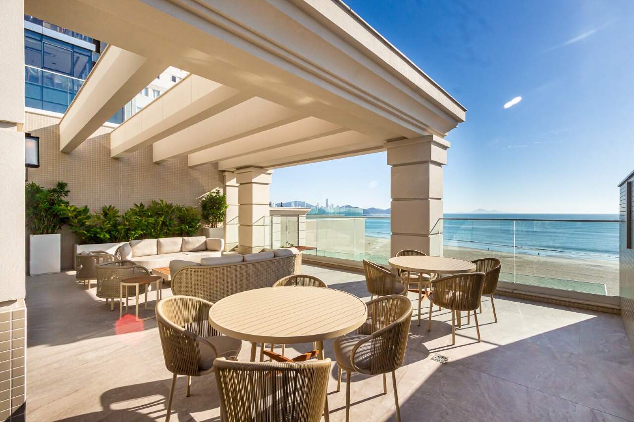 Aurora Exclusive Home