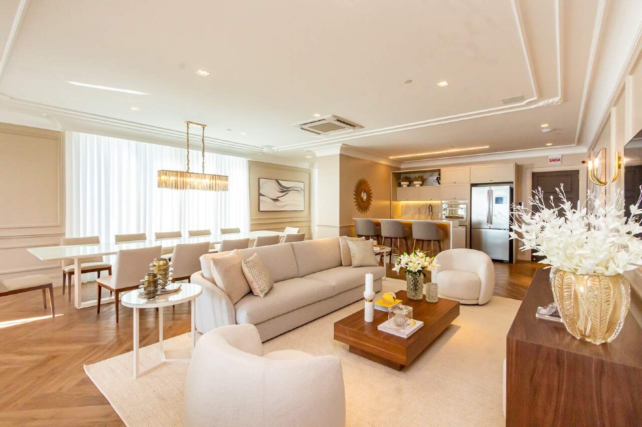 Aurora Exclusive Home