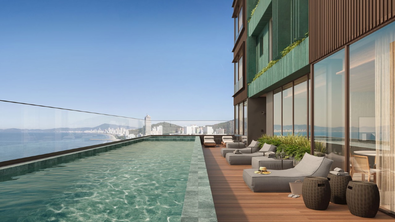 143 Mayfair by Leo Maia