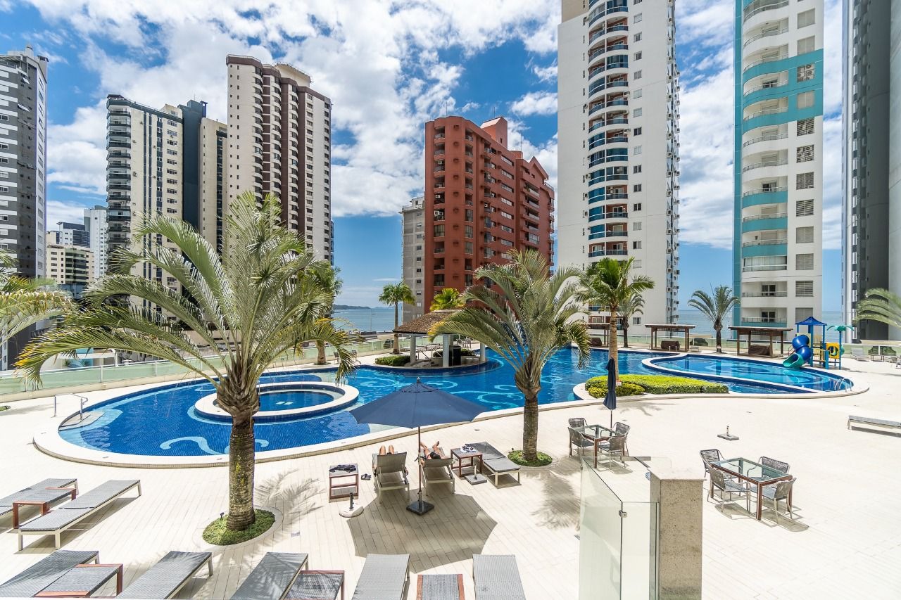 Villa Serena Home Club