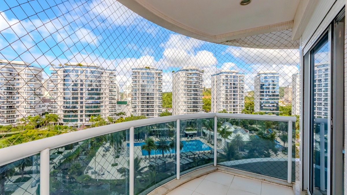 Apartamento com 3 suítes no Brava Home Resort na Praia Brava em Itajaí