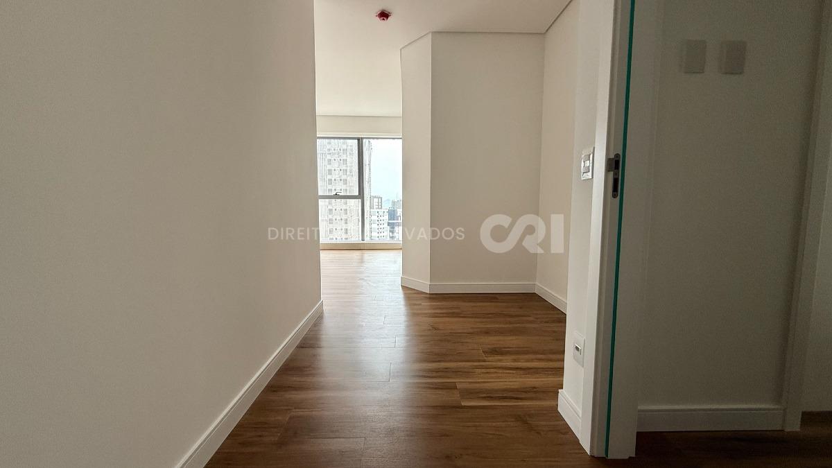  Apartamento no Edifício Vitra by Pininfarina com 04 Suítes no Centro em Balneário Camboriú