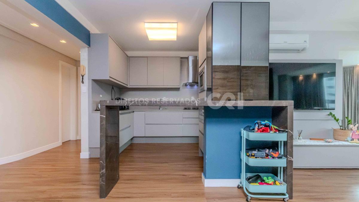Apartamento a venda mobiliado com 3 suítes no Bellas Artes no Pioneiros em Balneário Camboriú