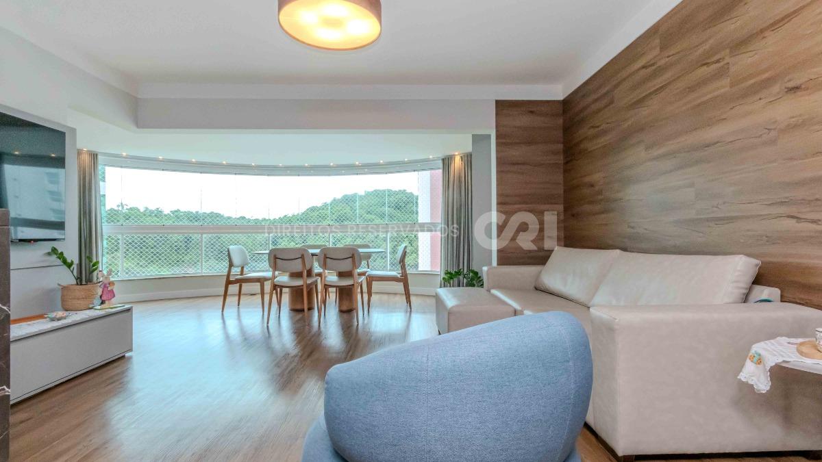 Apartamento a venda mobiliado com 3 suítes no Bellas Artes no Pioneiros em Balneário Camboriú