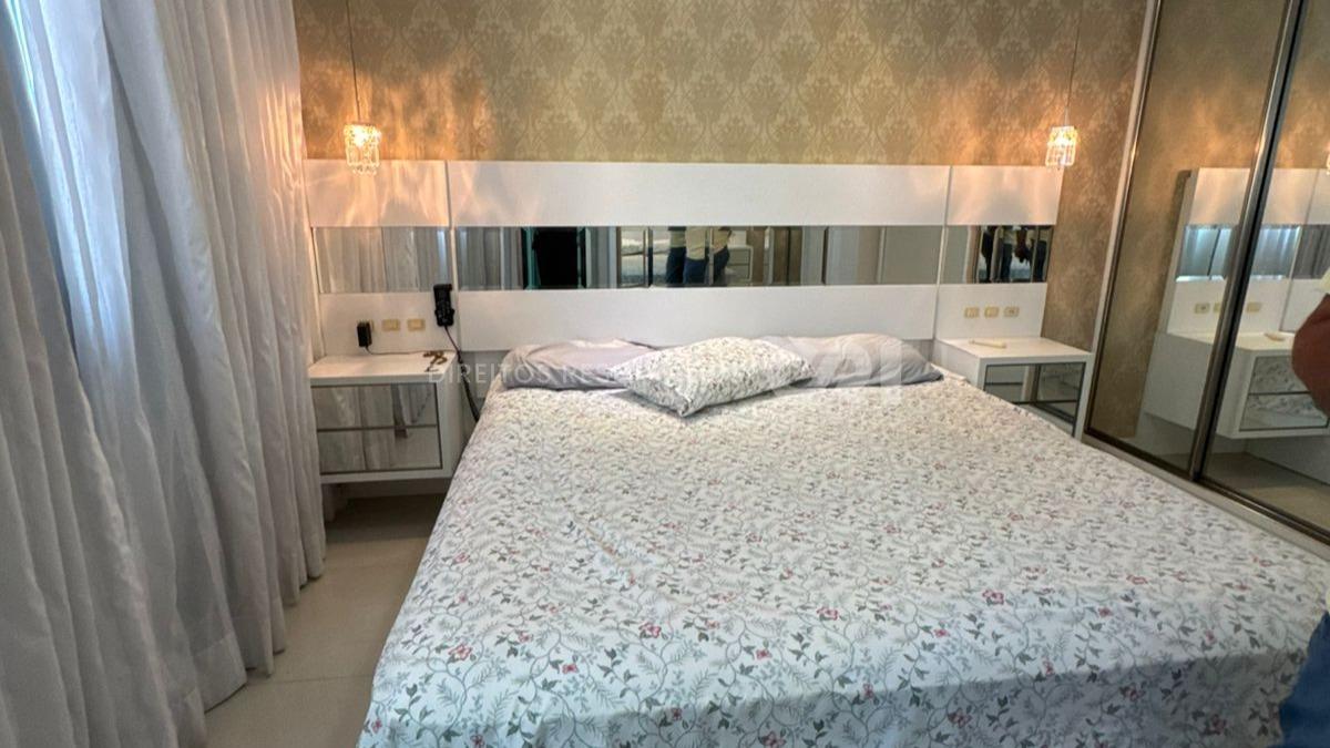 Apartamento mobiliado com 2 suítes no Alvorada Residence na Meia Praia em Itapema