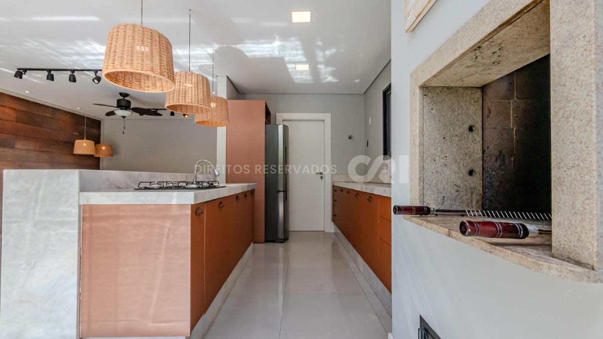 Apartamento garden com 3 suítes no Argos Residence no Centro de Balneário Camboriú