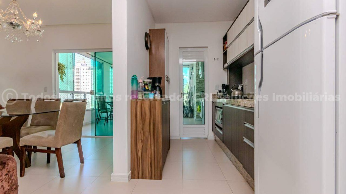 Apartamento com 2 suítes no edifício Barra Norte no Pioneiros em Balneário Camboriú