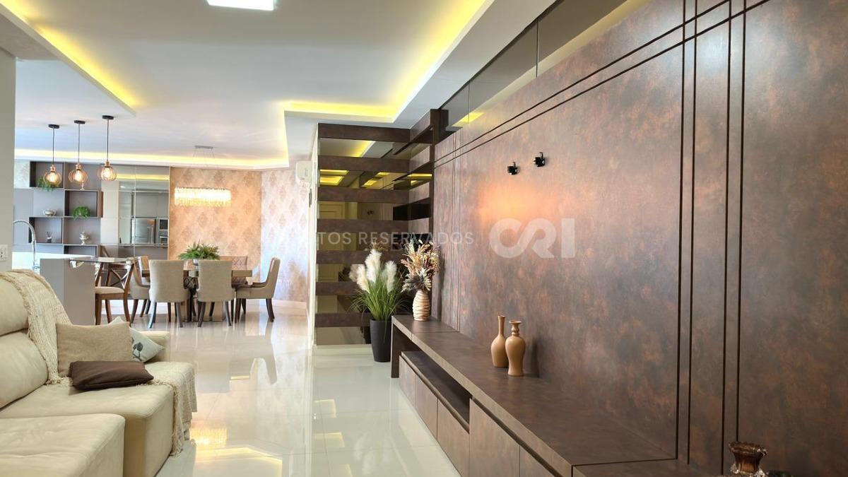 Apartamento com 4 suítes mobiliado no Le grand Parc no Centro de Itapema