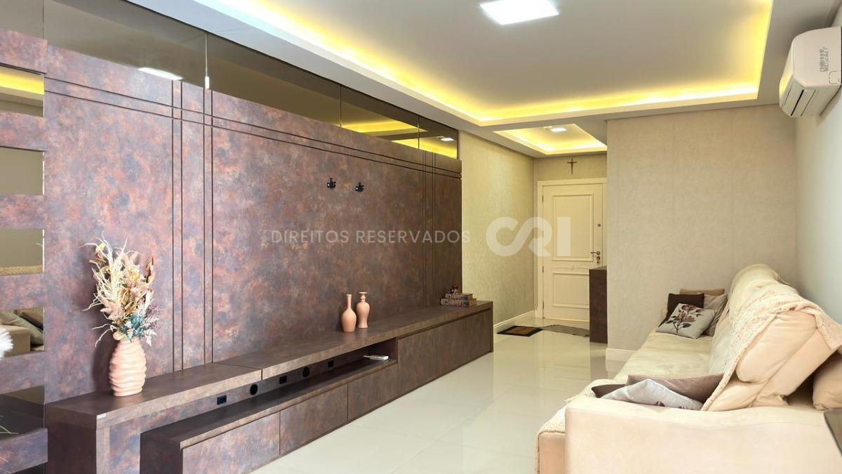 Apartamento com 4 suítes mobiliado no Le grand Parc no Centro de Itapema