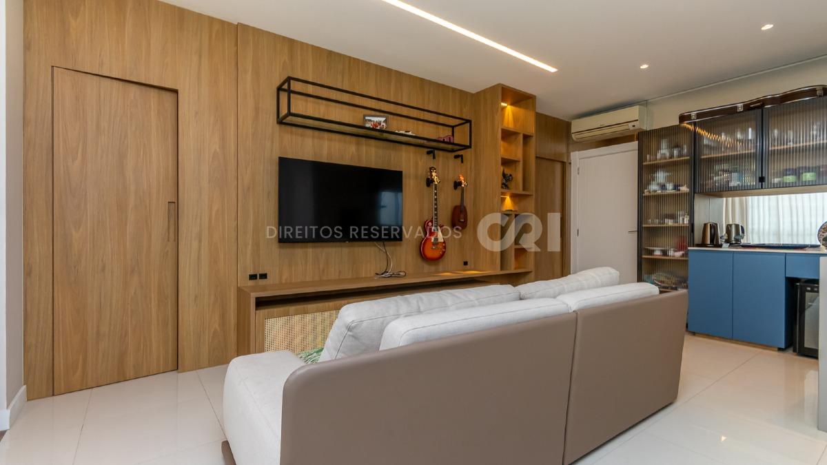 Apartamento com 3 suítes no Edifício Brava Premium na Praia Brava de Itajaí
