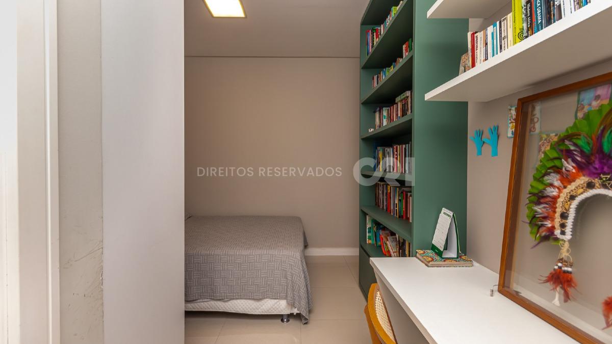 Apartamento com 3 suítes no Edifício Brava Premium na Praia Brava de Itajaí