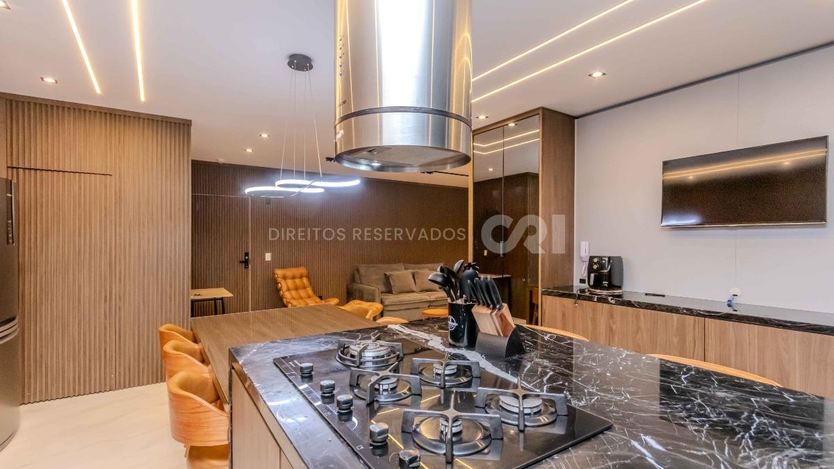 Apartamento com 2 suítes na Ilha de Maui Residence na Praia Brava em Itajaí