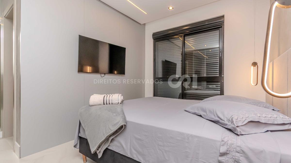 Apartamento com 2 suítes na Ilha de Maui Residence na Praia Brava em Itajaí