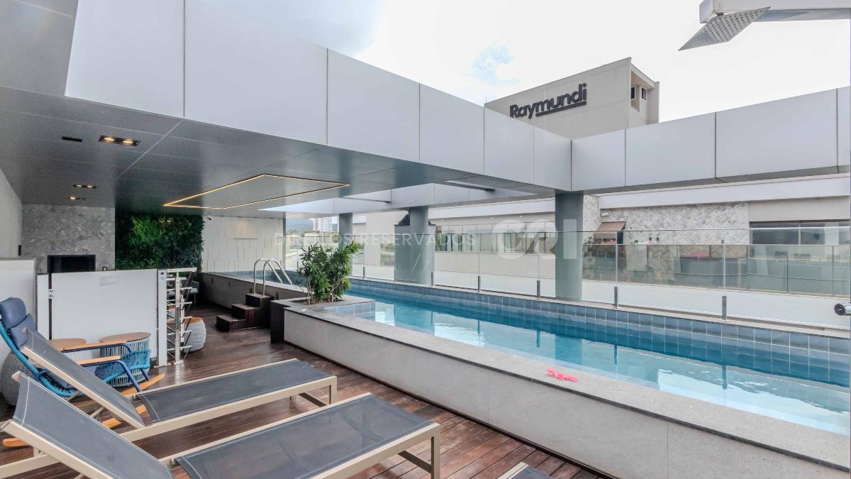 Apartamento com 2 suítes na Ilha de Maui Residence na Praia Brava em Itajaí