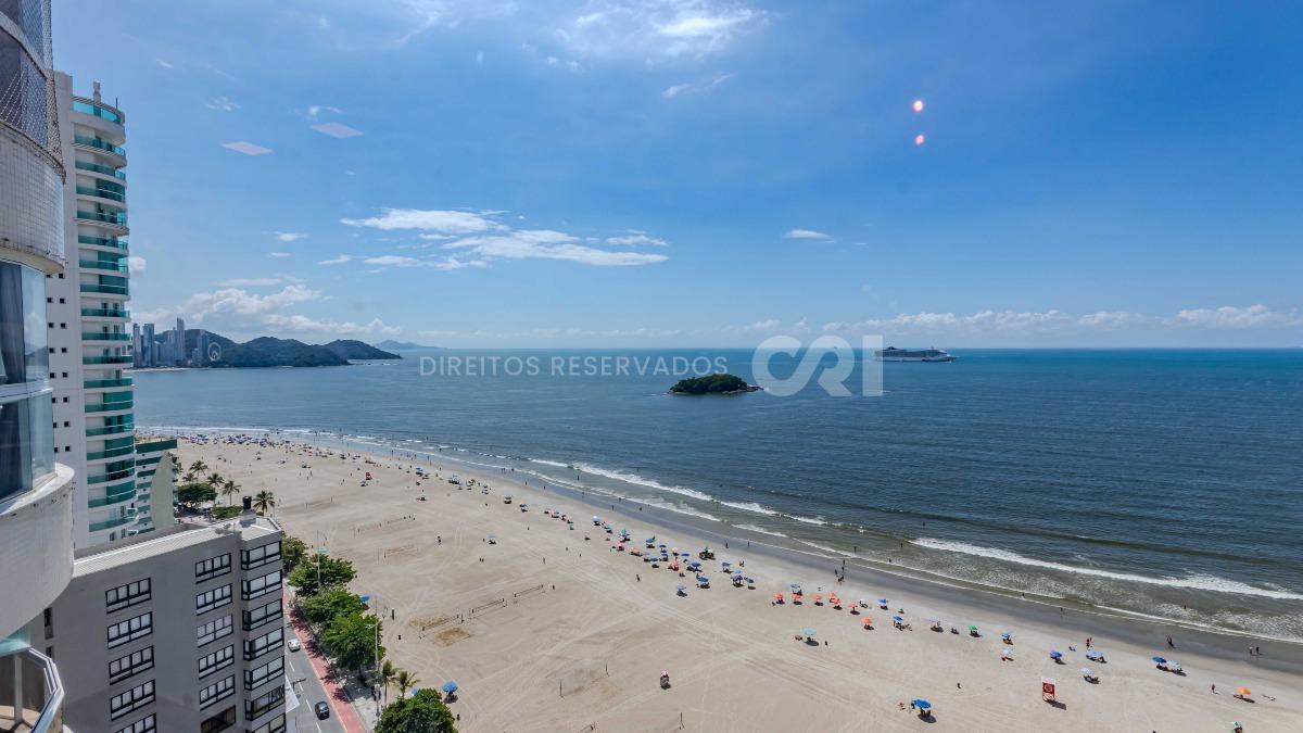 Apartamento com 2 Dormitórios no Marquês de Olinda em Balneário Camboriú no Centro