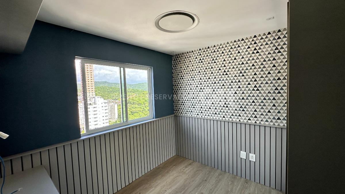 Apartamento com 3 suítes no Edifício Torre de Lyon no Pioneiros em Balneário Camboriú