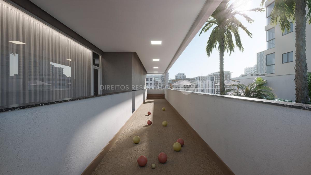 Apartamento com 3 suítes no edifício Grand Mistral na Meia Praia em Itapema