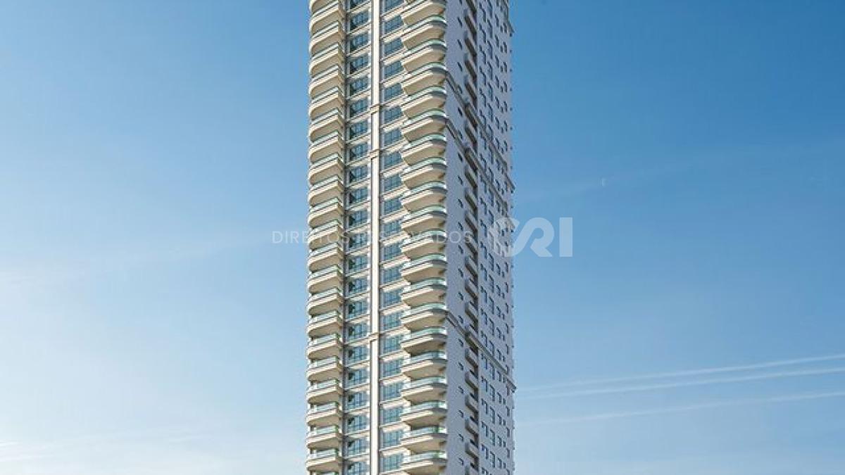 Penthouse com 4 suítes no edifício SalzBurgo na Meia Praia em Itapema