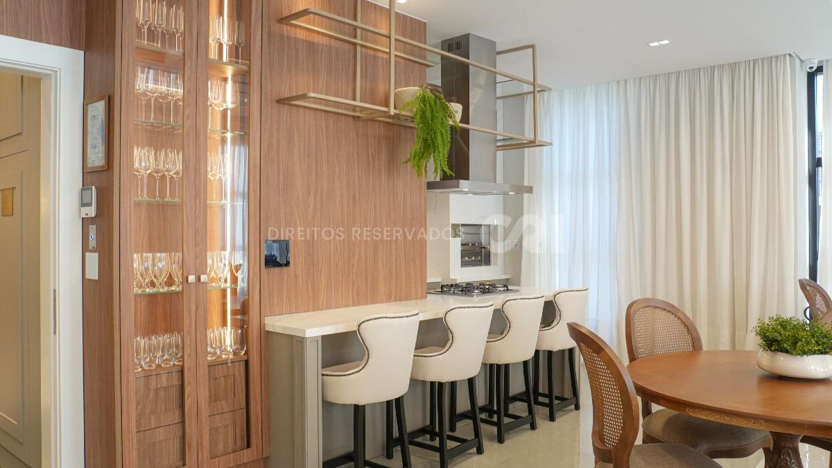 Apartamento com 2 suítes no Imperial Coast no Centro em Itapema