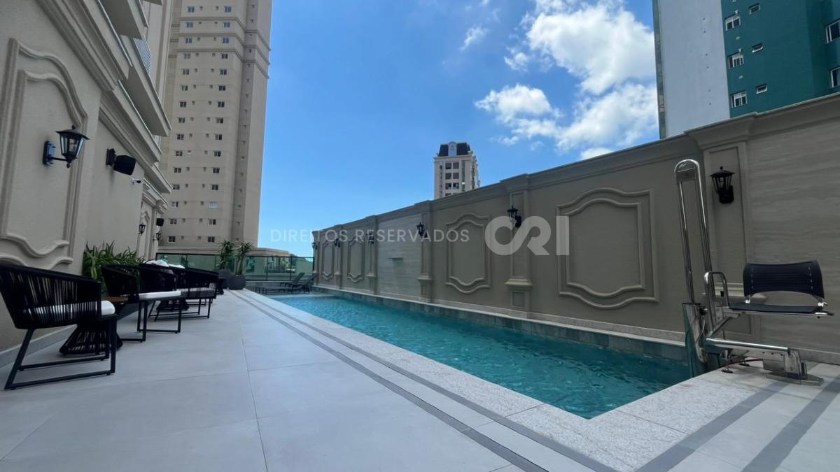 Apartamento com 4 suítes no Residencial Ristretto no Canto da Praia em Itapema