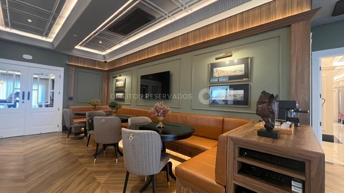 Apartamento com 4 suítes no Residencial Ristretto no Canto da Praia em Itapema