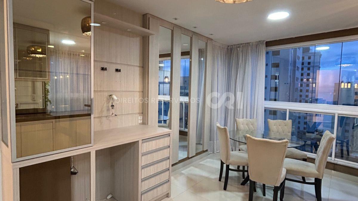 Apartamento com 3 suítes 185m² no Mar das Arábias na Meia Praia em Itapema