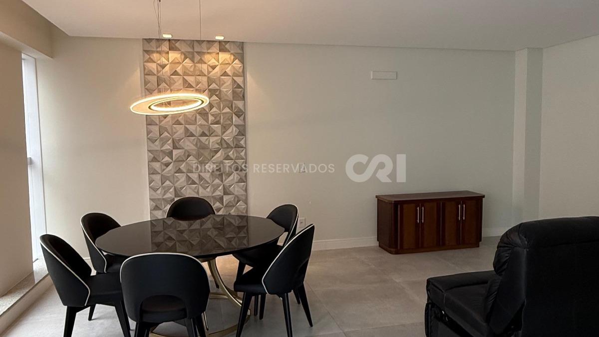 COPA: Apartamento com 4 suítes no Residencial Águas Cristalinas na Meia Praia, Itapema