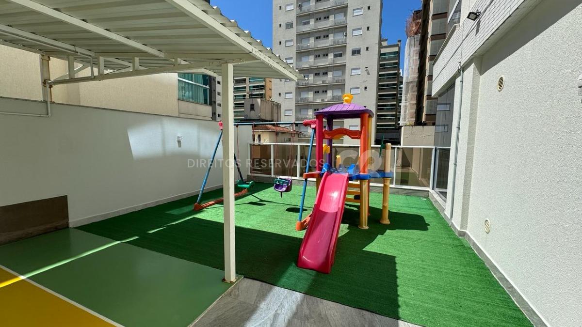 COPA: Apartamento com 4 suítes no Residencial Águas Cristalinas na Meia Praia, Itapema