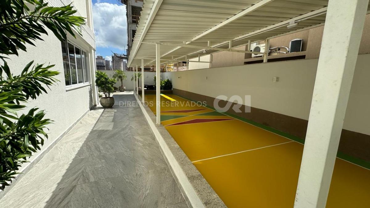 COPA: Apartamento com 4 suítes no Residencial Águas Cristalinas na Meia Praia, Itapema