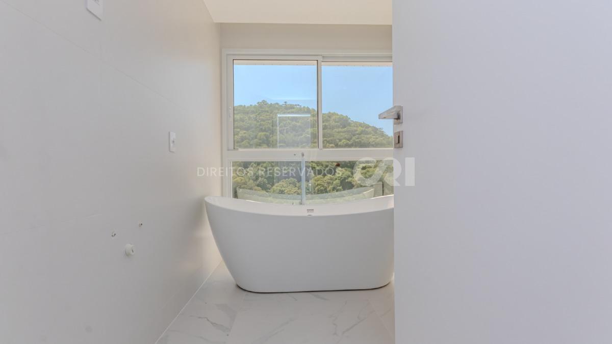 Apartamento com 4 suítes no Blue Coast Tower no Pioneiros em Balneário Camboriú