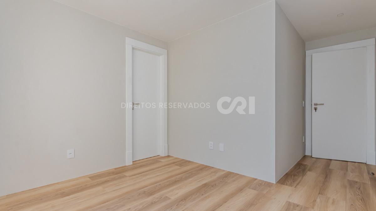 Apartamento com 4 suítes no Blue Coast Tower no Pioneiros em Balneário Camboriú
