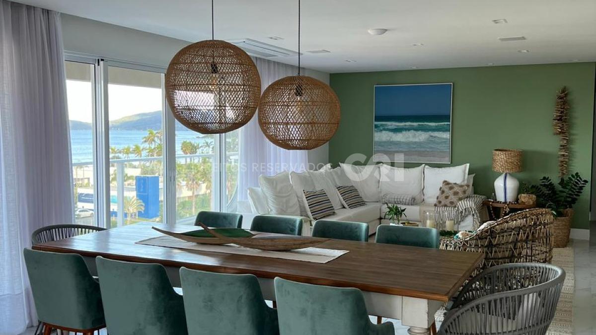 Apartamento com 3 suítes no Residencial Brava Arts na Praia Brava em Itajaí