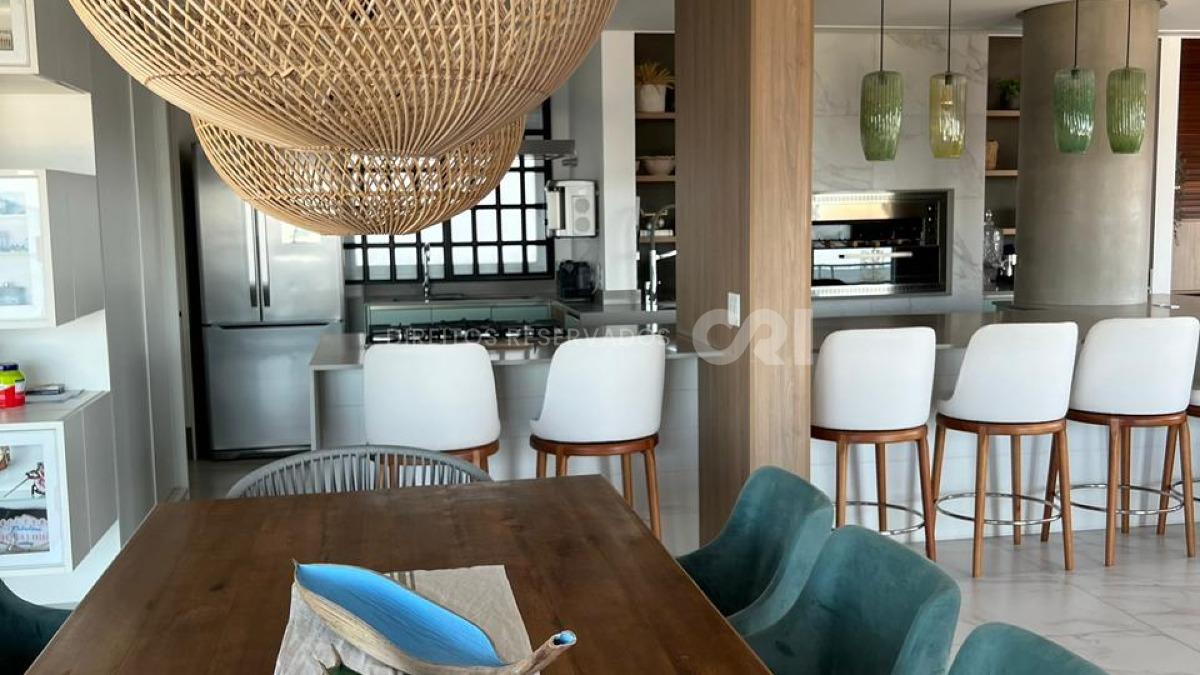 Apartamento com 3 suítes no Residencial Brava Arts na Praia Brava em Itajaí