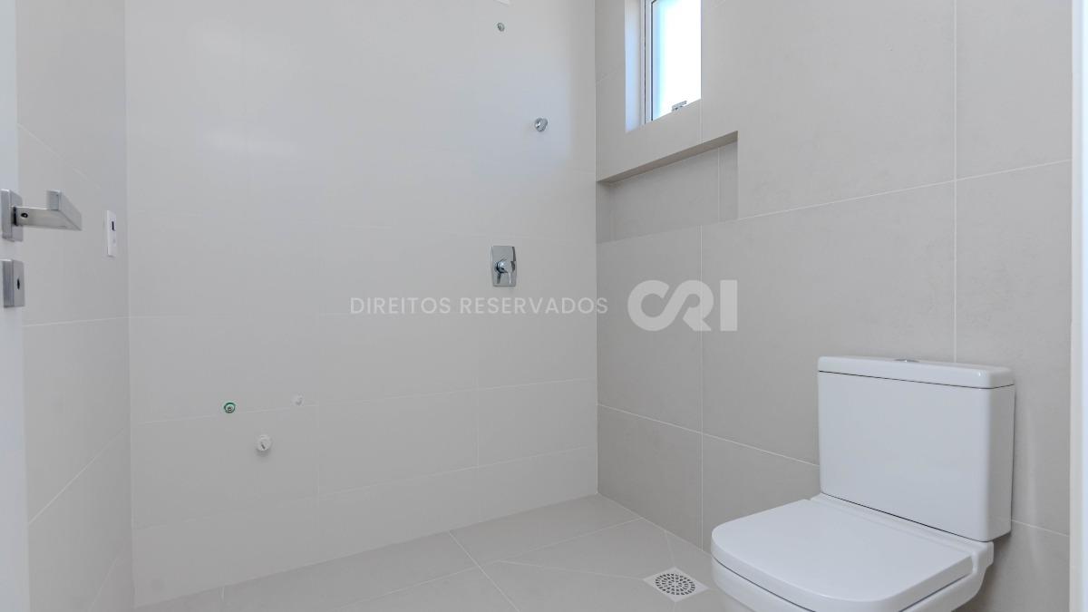 Apartamento com 3 suítes no Residencial El Elyon na Meia Praia, Itapema