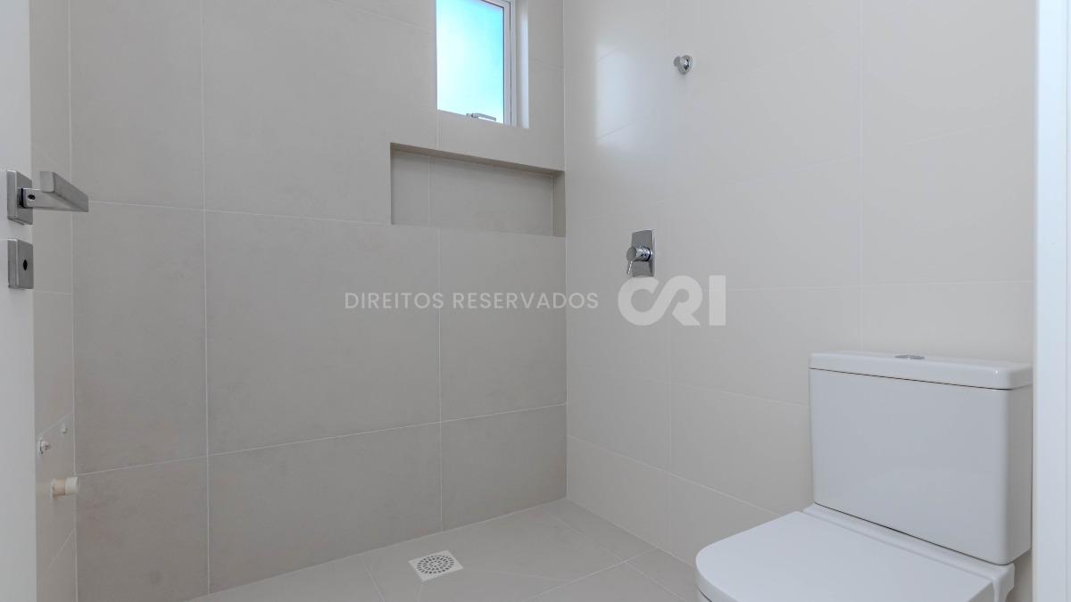 Apartamento com 3 suítes no Residencial El Elyon na Meia Praia, Itapema