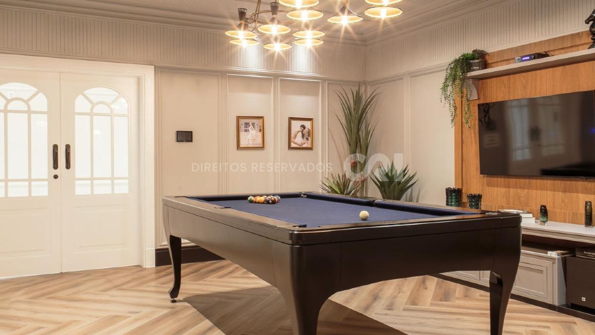 Apartamento com 4 suítes no Edifício La Dolce Vita no Centro em Itapema