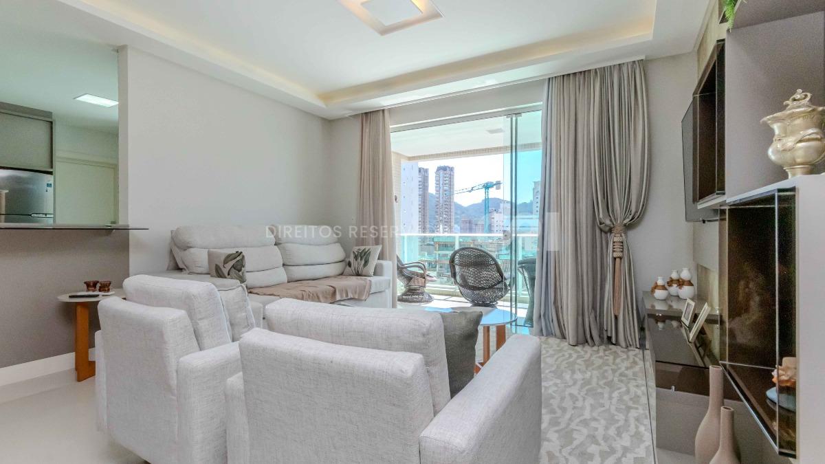 Apartamento com 4 suítes no edifício Le Grand Parc Residence no Centro em Itapema