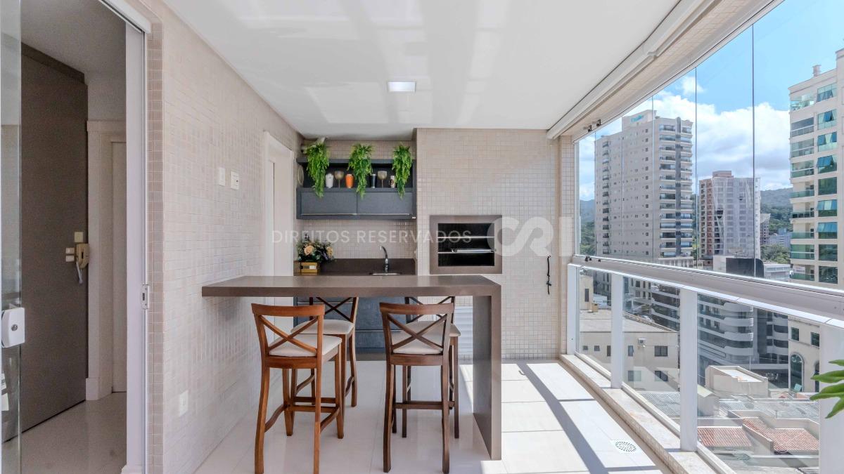 Apartamento com 4 suítes no edifício Le Grand Parc Residence no Centro em Itapema