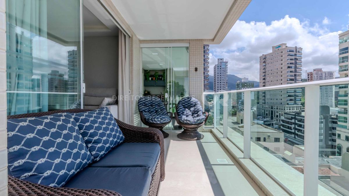 Apartamento com 4 suítes no edifício Le Grand Parc Residence no Centro em Itapema