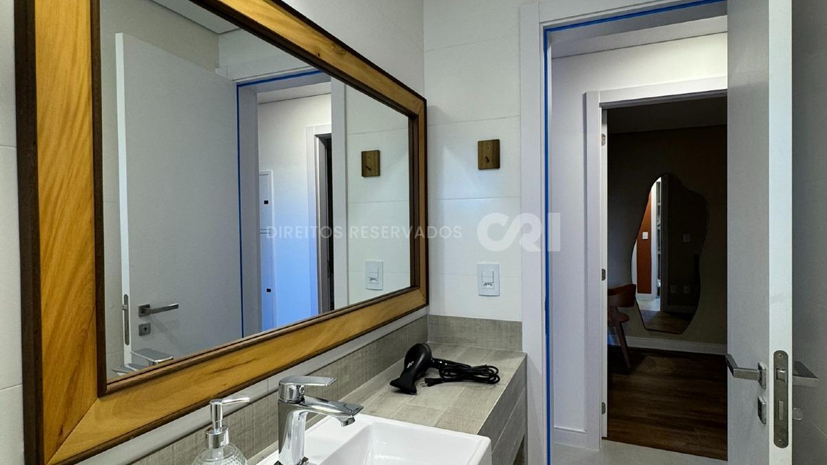  Apartamento com 3 dormitórios mobiliado no Edifício Duo na Praia Brava, Itajaí 