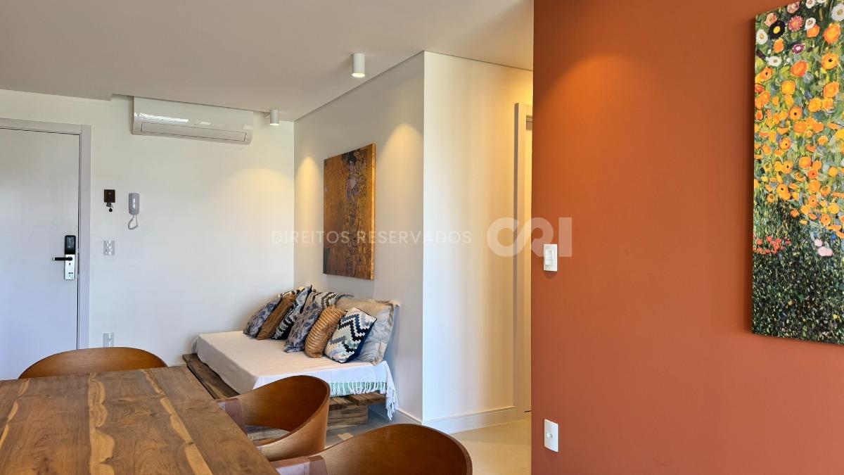  Apartamento com 3 dormitórios mobiliado no Edifício Duo na Praia Brava, Itajaí 