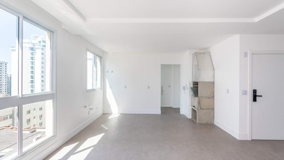 Apartamento com 4 suítes no Edifício Villa Alba no Centro em Balneário Camboriú