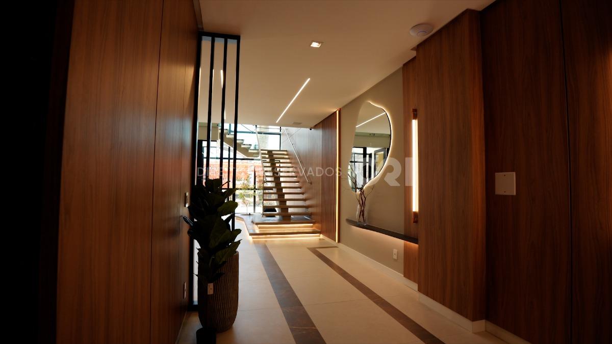 Apartamento com 2 dormitórios no Residencial L’Aquamarine no Fazenda em Itajaí