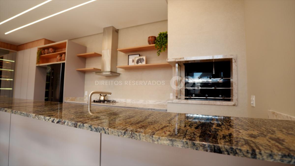 Apartamento com 2 dormitórios no Residencial L’Aquamarine no Fazenda em Itajaí