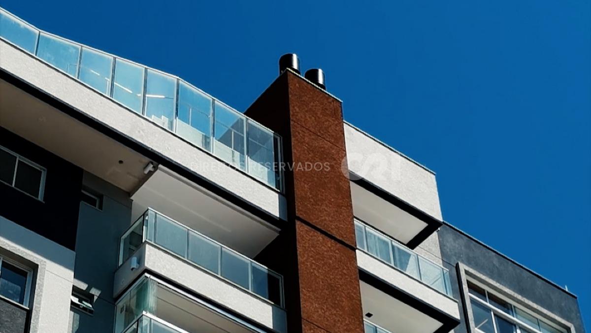 Apartamento com 2 dormitórios no Residencial L’Aquamarine no Fazenda em Itajaí